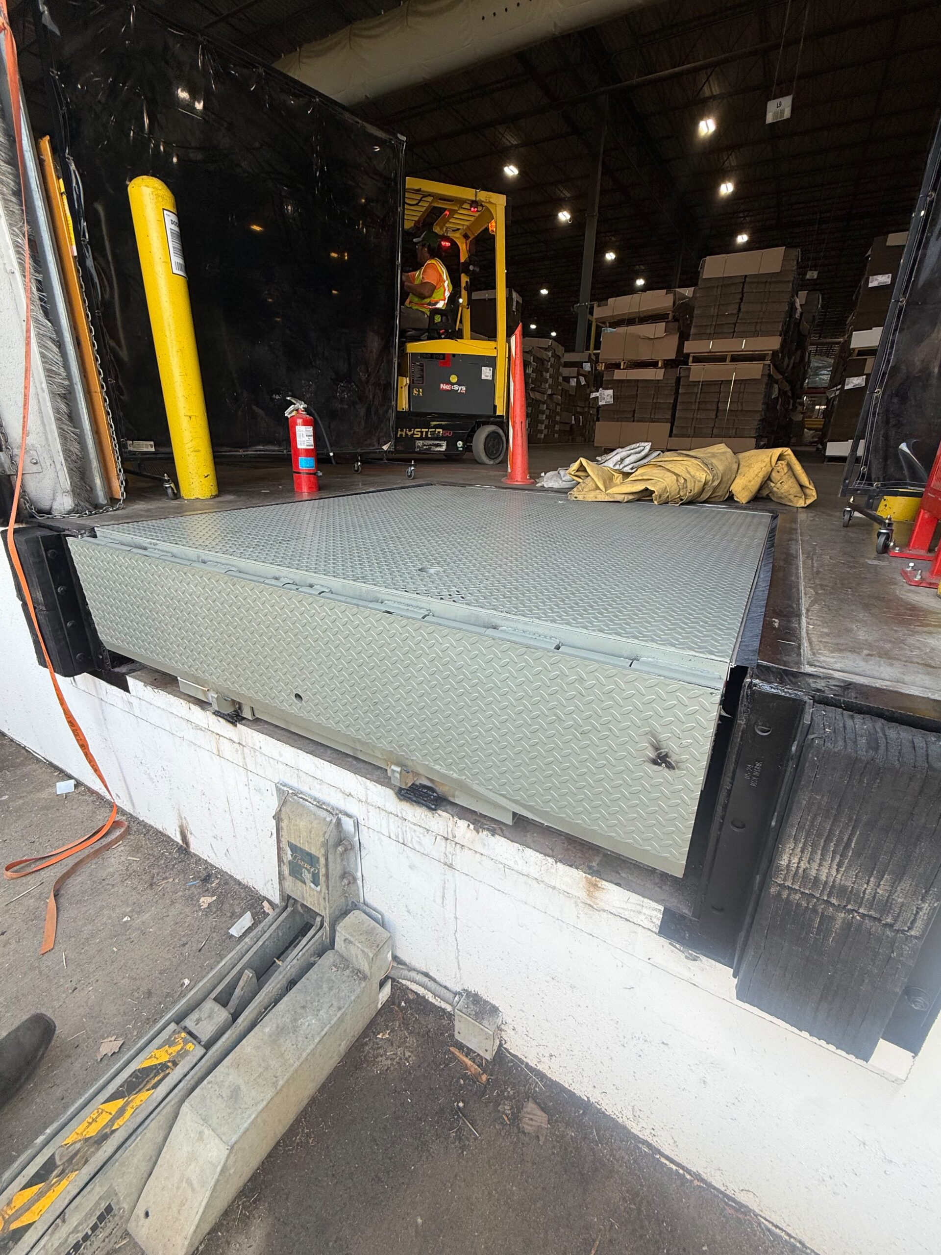 Commercial Door Service